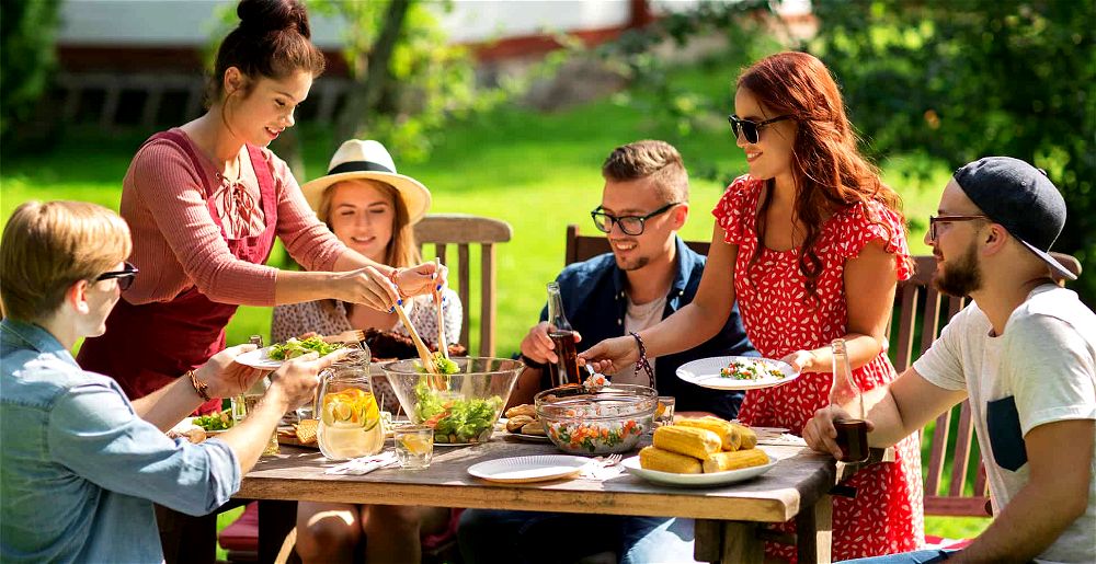 best-garden-picnic-tables